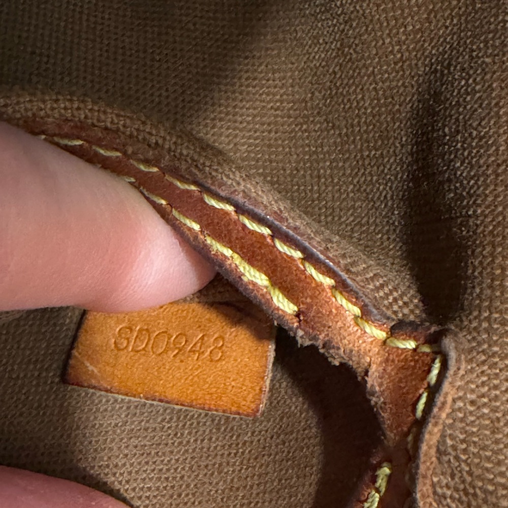 Vintage Louis Vuitton Monogram Alma PM - Picture 8 of 16